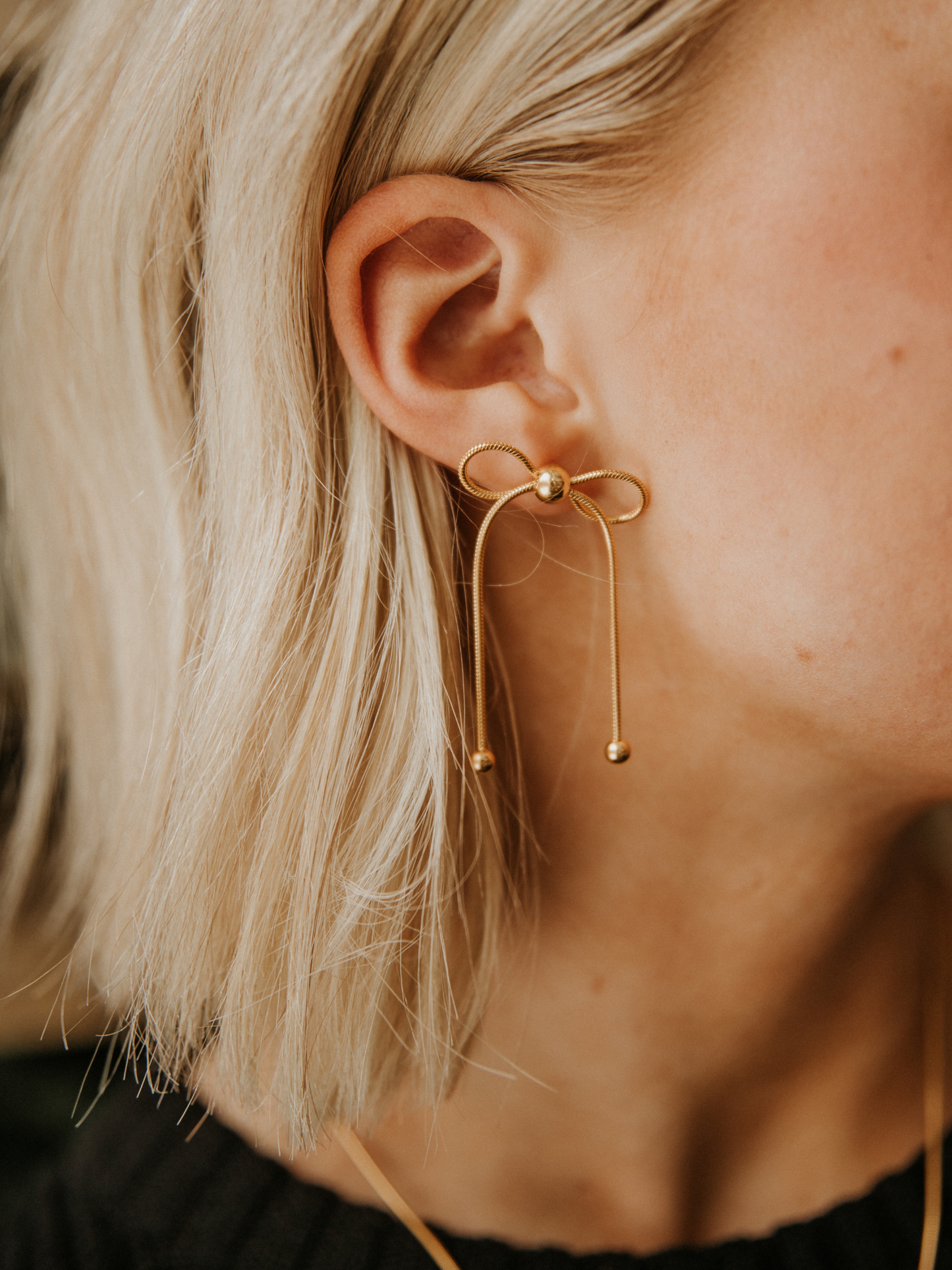 Bow Earrings (18k Gold)