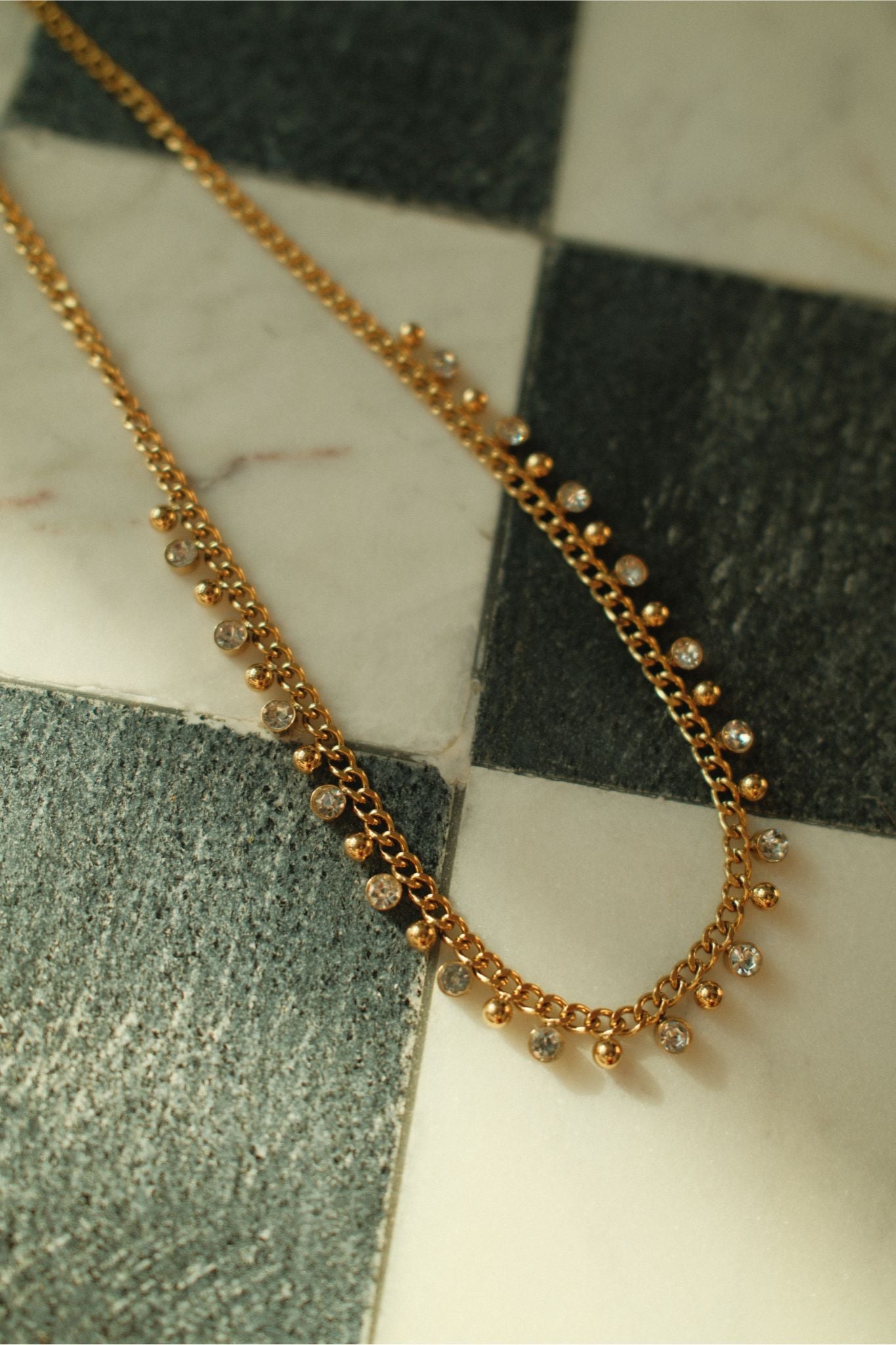 Love Letters Necklace (18k gold)