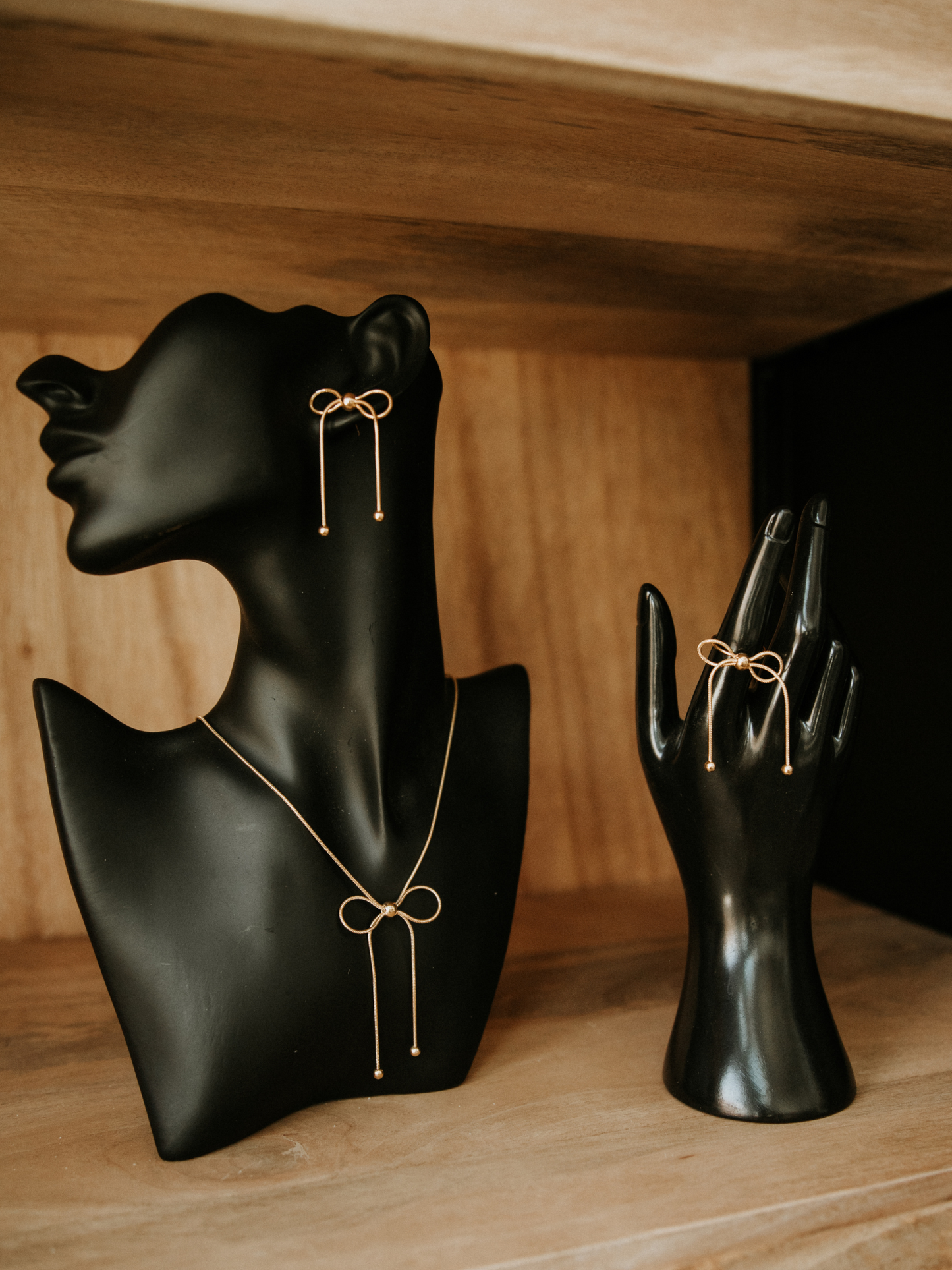 The Bow Collection (18k Gold)