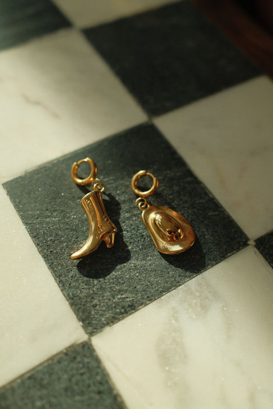 Cowgirl Earrings (18k gold)