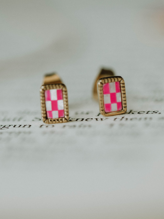 Barbie Pink Checkered Studs Earrings (18k gold)