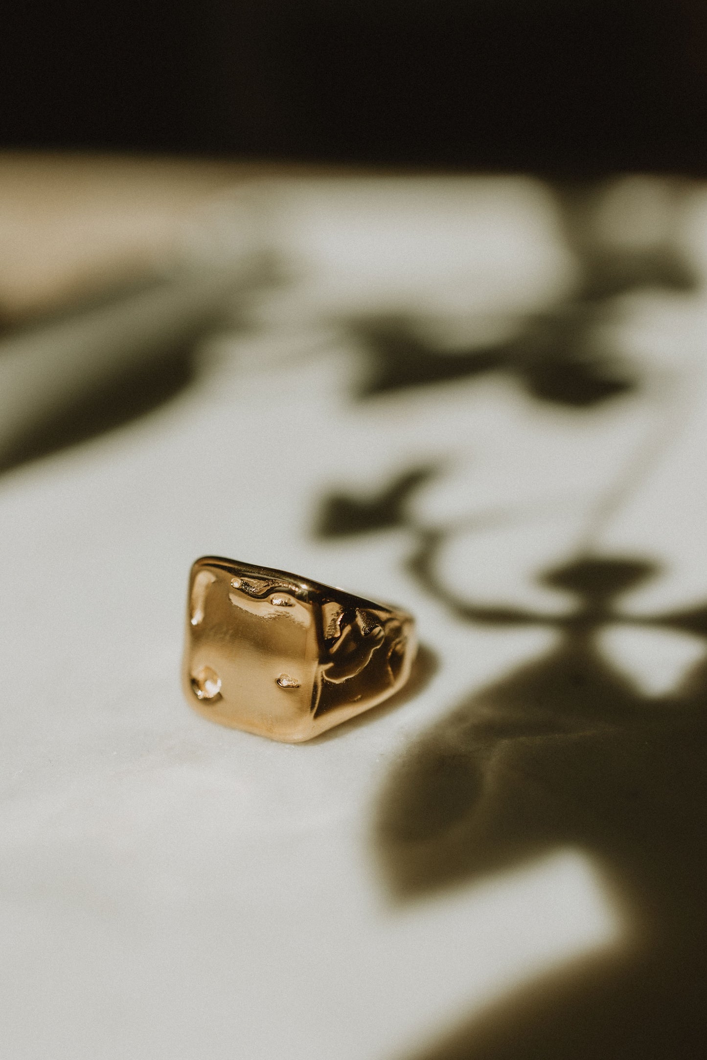 Ice Cube ring (18k gold)