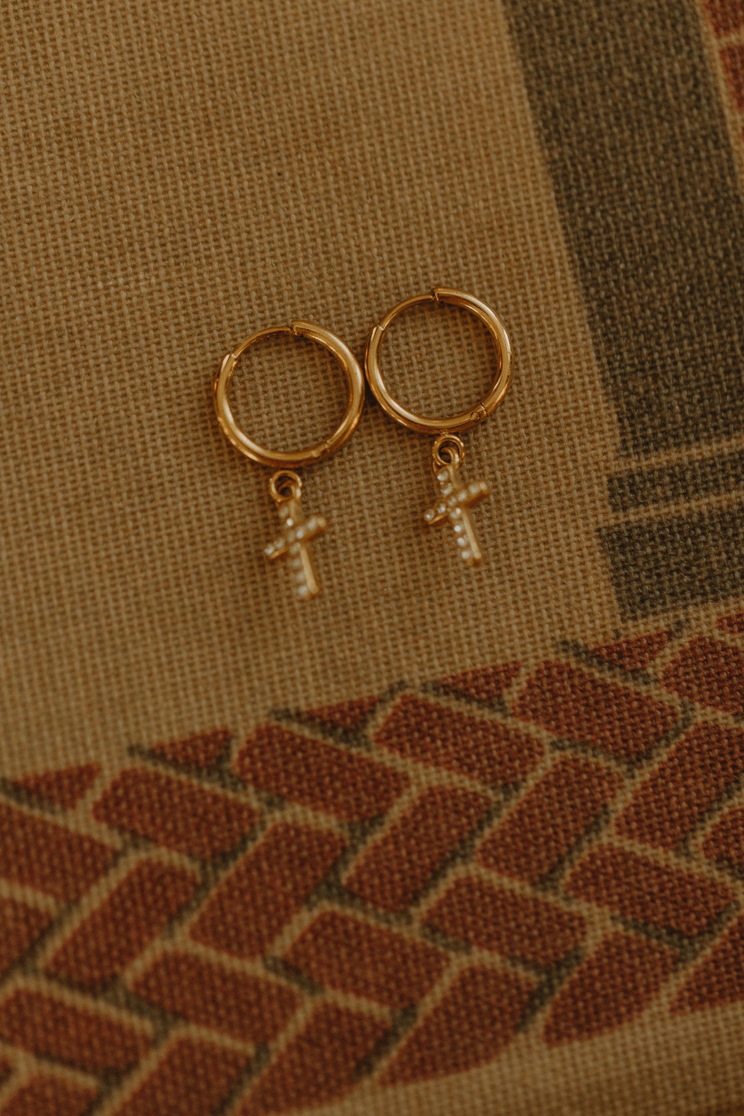 Cross Earrings (18k gold)