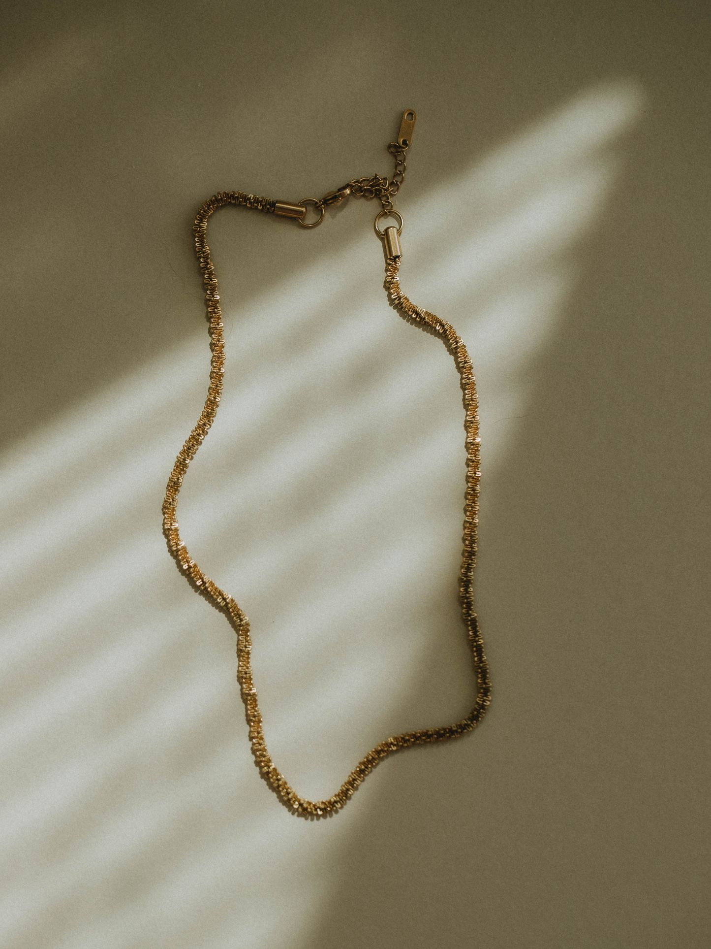 Lights, Camera, Action Necklace (18k gold)