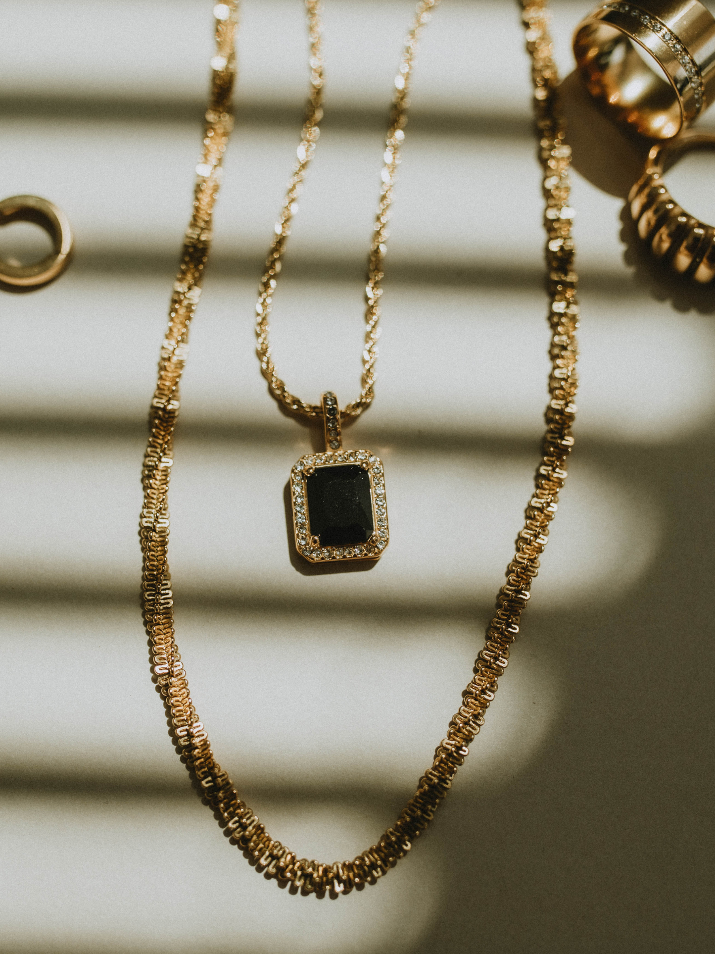 Lights, Camera, Action Necklace (18k gold)