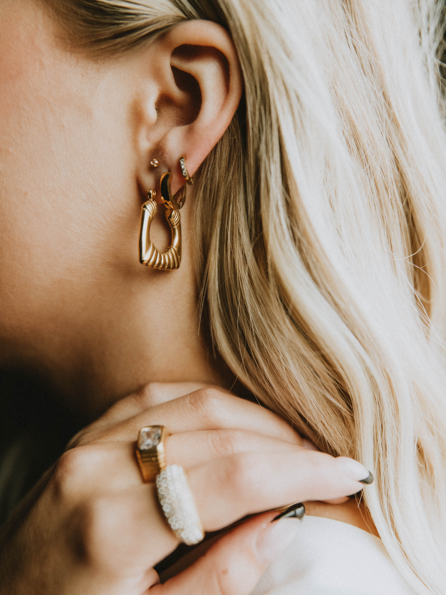 Vintage Earrings (18k gold)
