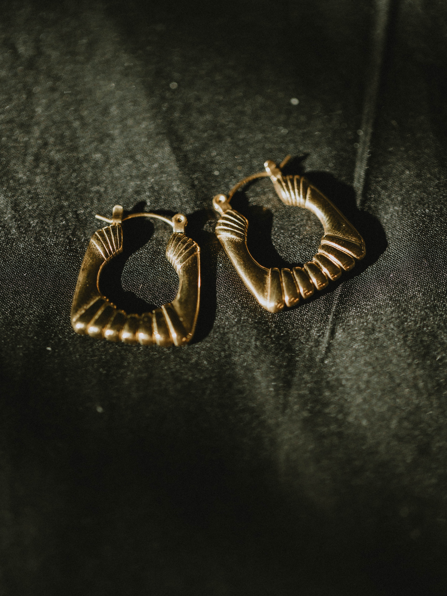 Vintage Earrings (18k gold)